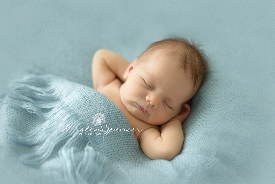 Massachusetts newborn photographer